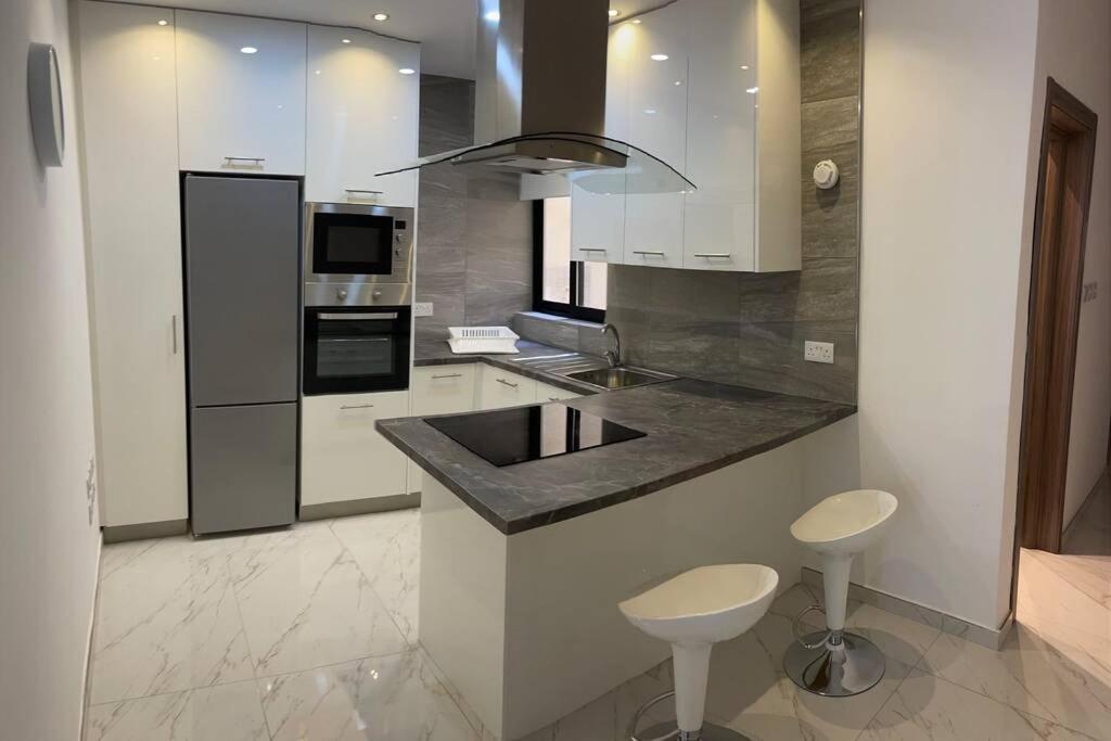 The Diamond Apartment خليج سانت بول المظهر الخارجي الصورة